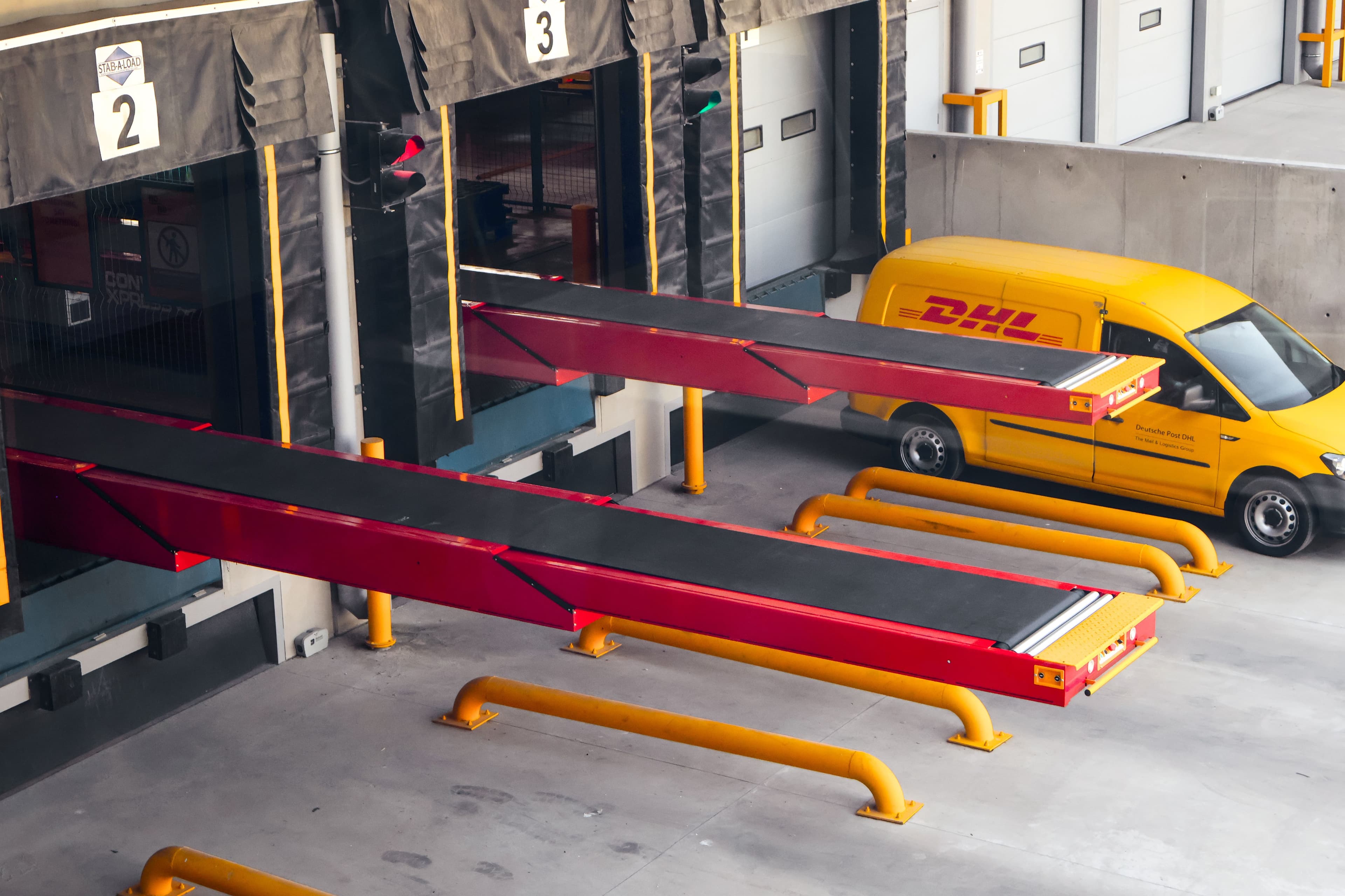 Convey Xpress Telescopic Boom Conveyors: FAQs You Need to Know!